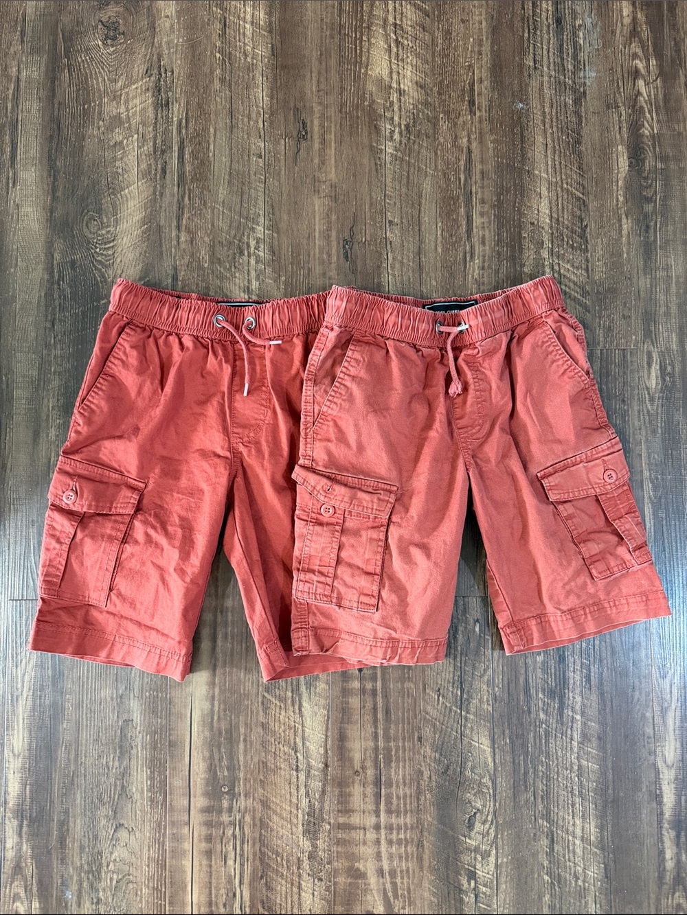 Boy’s Rust Cargo Shorts Size Small